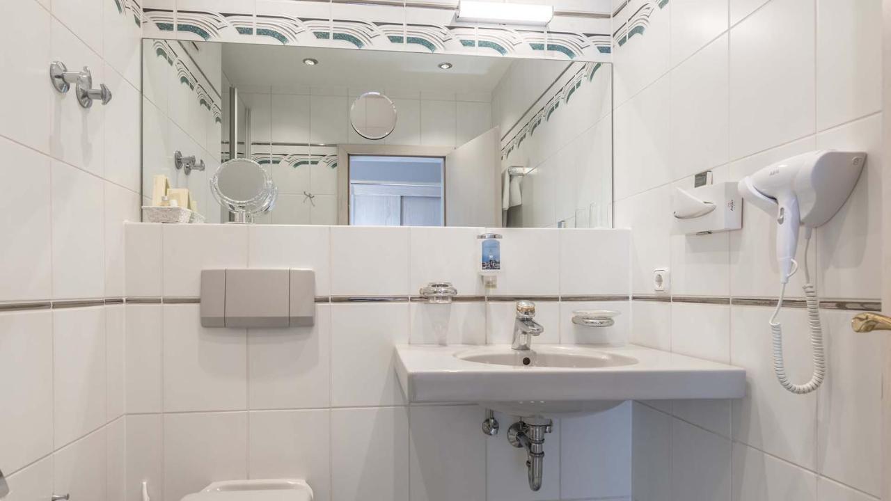 Hotel Am Schlosspark Ismaning Dış mekan fotoğraf