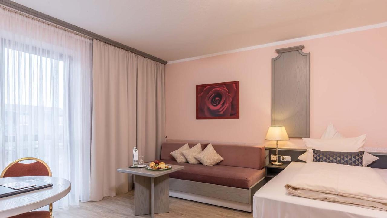Hotel Am Schlosspark Ismaning Dış mekan fotoğraf