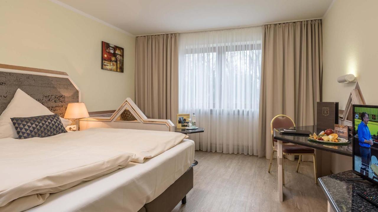 Hotel Am Schlosspark Ismaning Dış mekan fotoğraf